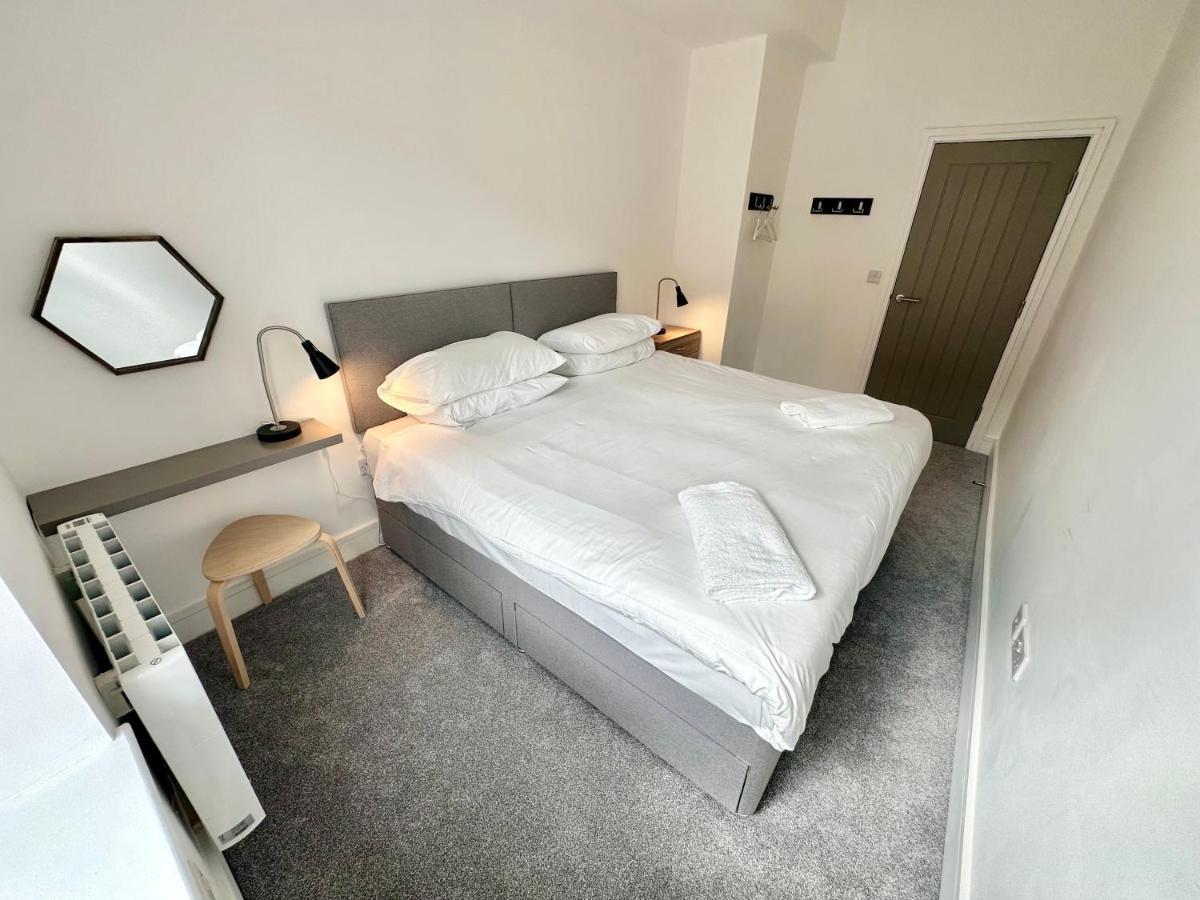 Fountain No 1 With Free Parking Apartment York